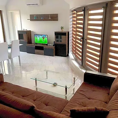 Sea Star Central/sea Garden Luxury Апартаменти Варна